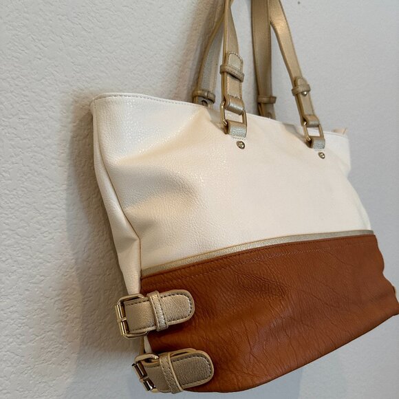 Charming Charlie Beige and Tan Purse - Picture 2 of 7